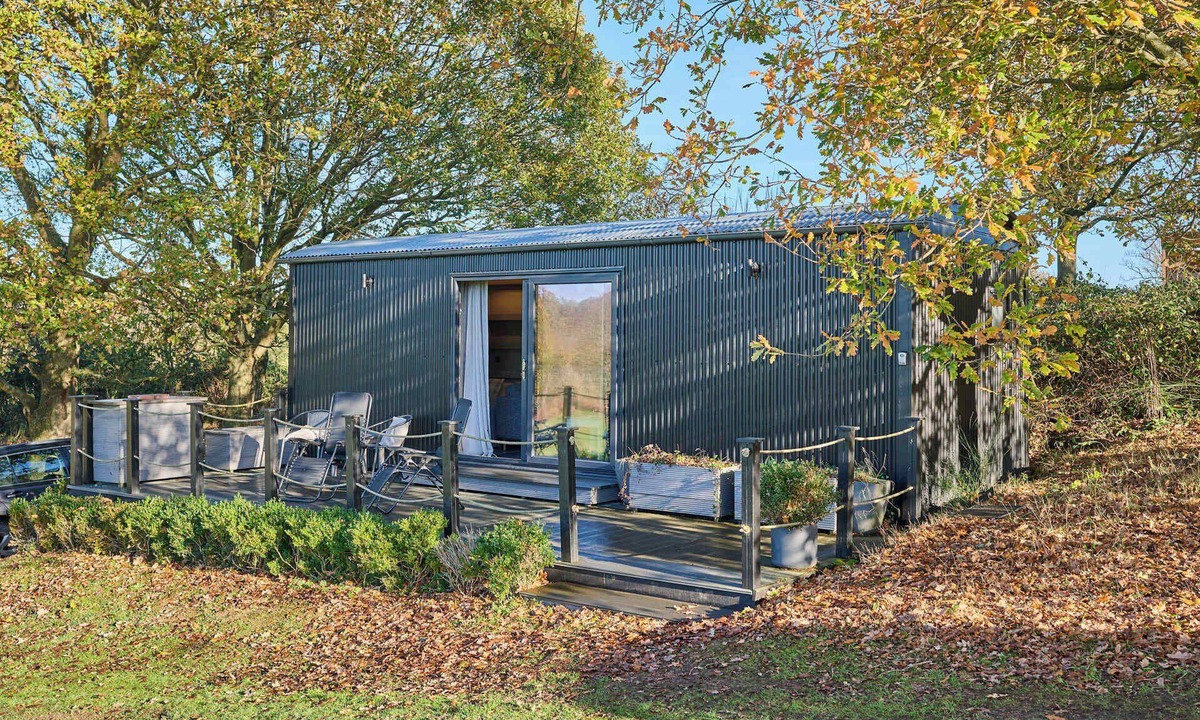 Marsham Ski Chalet | Host & Stay | Molly Mod