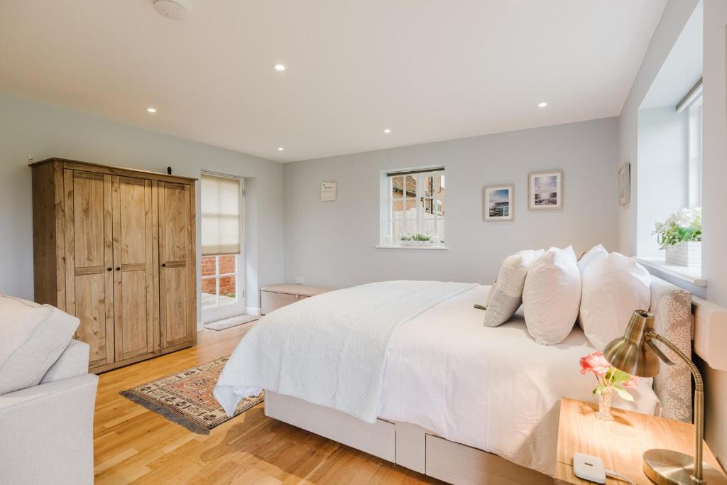 Birlingham Apartment | Idyllic Countryside Cottage in Worcestershire