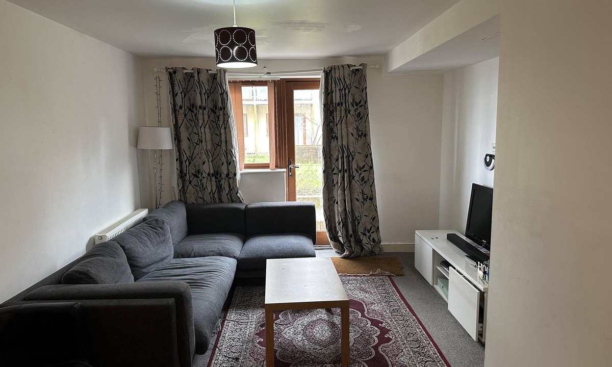 Greenhithe Apartment | Immaculate 2-bed Apartment in Greenhithe