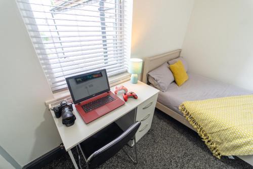 Selly Oak Apartment | Impeccable 1-Bed Studio in Birmingham
