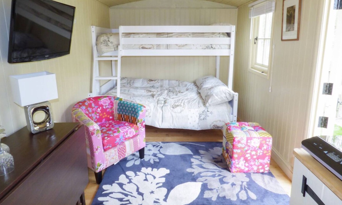 Haltwhistle Cottage | Joseph's Hide