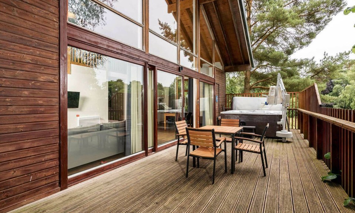 Pickering Cabin | Keldy Classic Silver Birch Cabin, Pickering