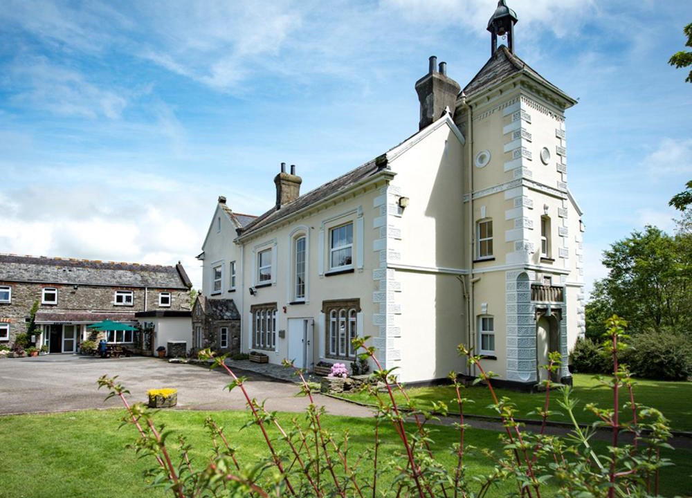 Looe Resort | Killigarth Manor Holiday Park