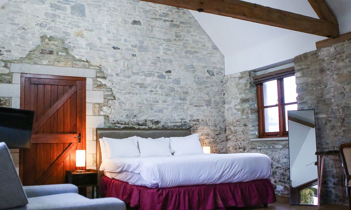 Kingston Hotel | Kingston Country Courtyard
