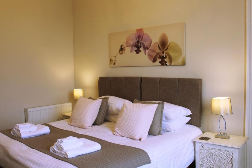 Dalavich Apartment | Kirk View Apartment