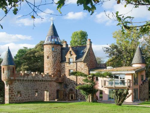 Largs House | Knock Old Castle