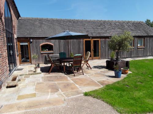 Ripley House | Lady lane stables