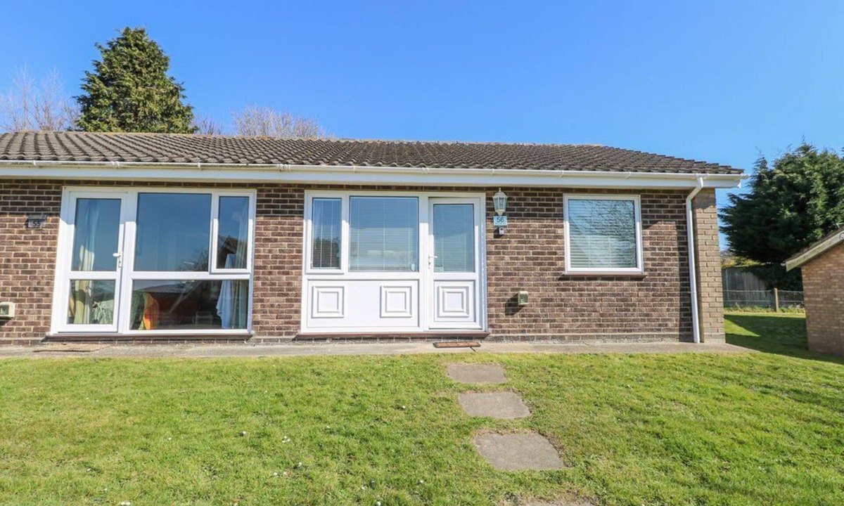 Winterton-on-Sea House | Lighthouse View, Winterton-On-Sea