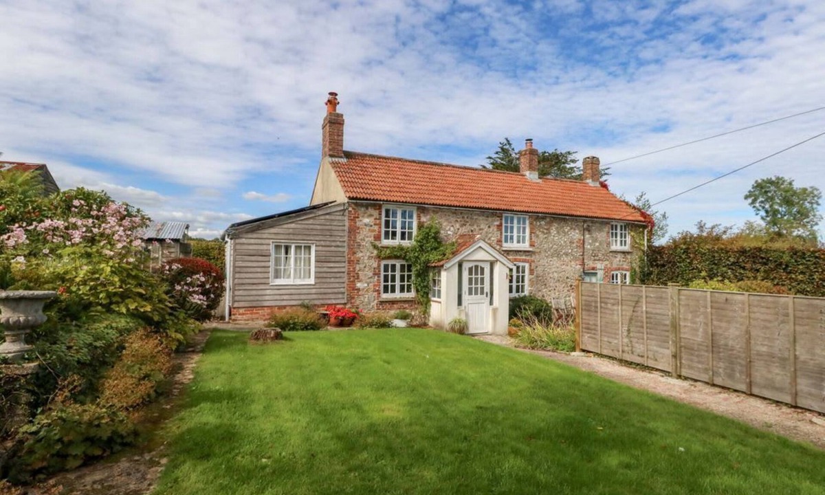 Thorncombe Cottage | Little Orchard, Chard