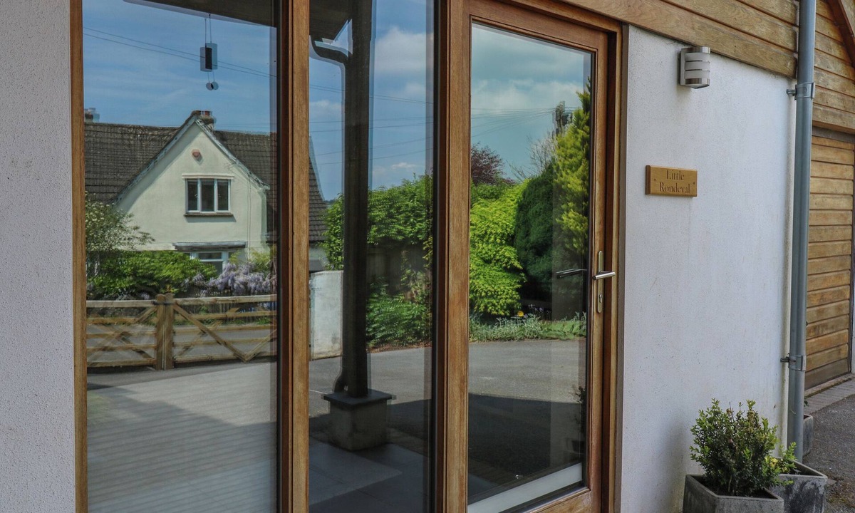 Totnes Cottage | Little Rondeval