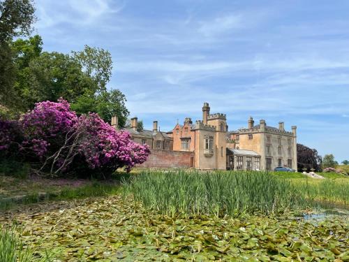 Kingswood House | Llanerchydol Hall Suites
