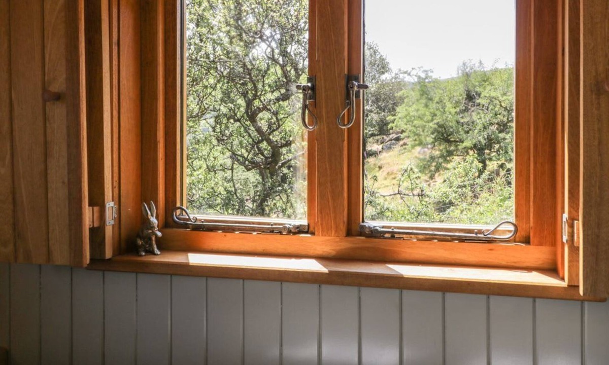 Llanbedr House | Llethr - Shepherds Hut, Llanbedr