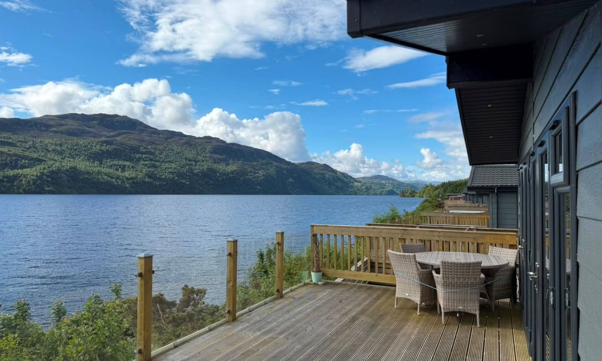 Loch Ness House | Loch Ness Hamptons Lodge by Interhome