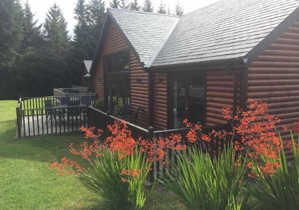 Foss House | Lochside Lodge