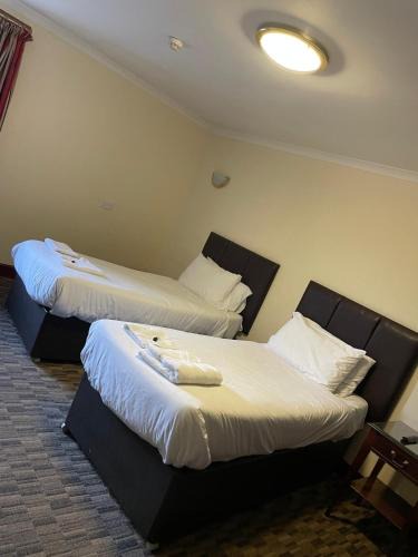 Dumbarton Hotel | Lochway Hotel