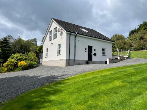 Carrickfergus House | Loughview Lodge