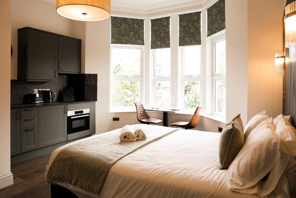 Hanham Apartment | Lovely Studio Flat on Bath Road - Flat 6
