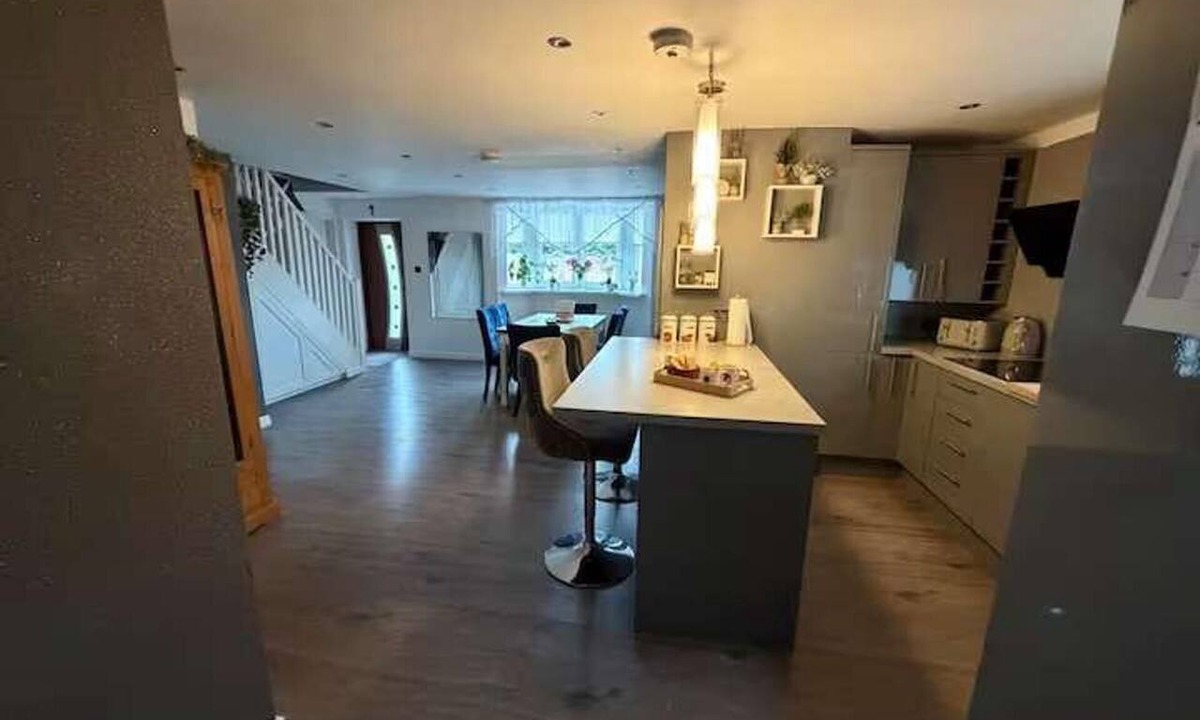 Perth House | Luxury Home Stay With Privacy and Pet Friendly