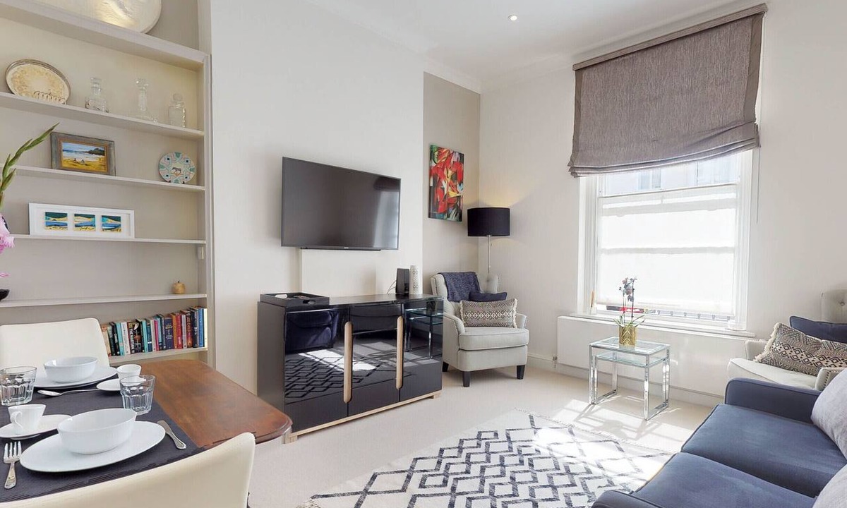 Pimlico Apartment | Luxury, Regency Style Apartment in Westminster