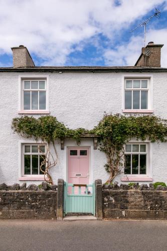 Cartmel House | Maggie Puddle Cottages