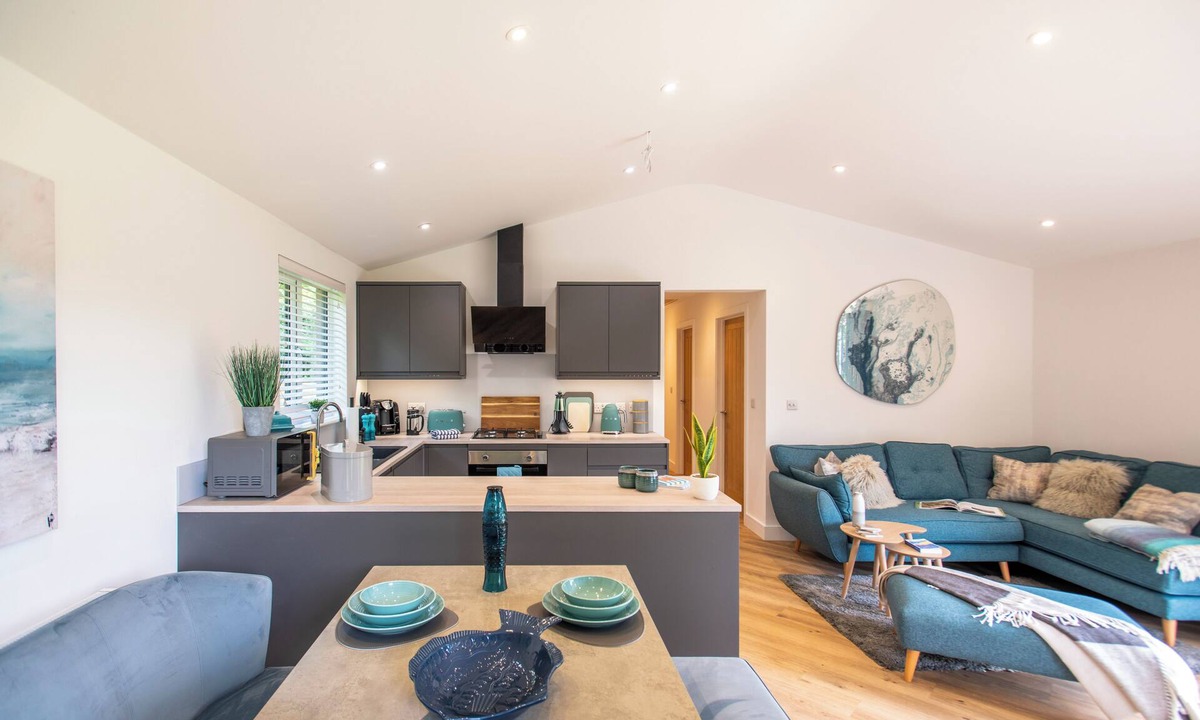Gwinear Cottage | Maple Lodge