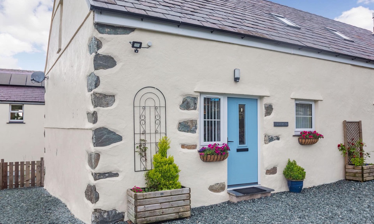 Brynrefail House | Marchlyn