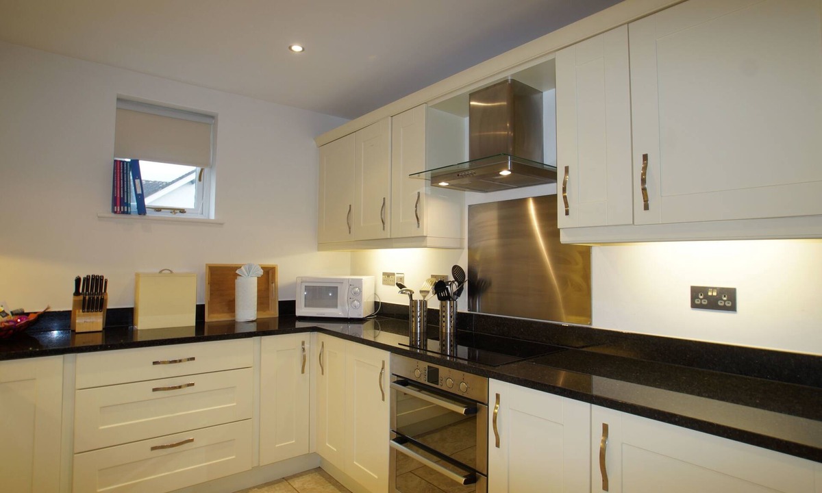 Pooley Bridge Cottage | MARGARET HOUSE, family friendly, with a garden in Pooley Bridge