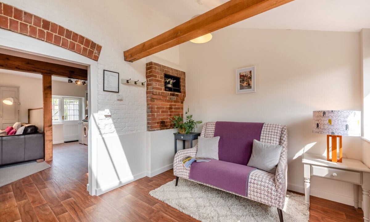 Upper Dicker House | Middle Cottage - Chiddingly