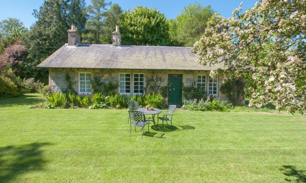 Cupar Cottage | Middle Cottage, Cupar, Fife