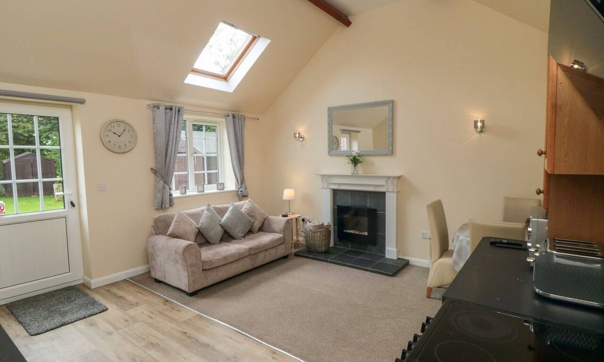 Malton Cottage | Midsummer Cottage