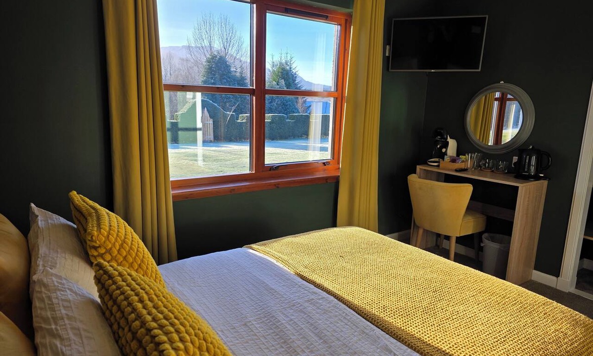 Roybridge Bed & Breakfast | Mizpah Bed & Breakfast