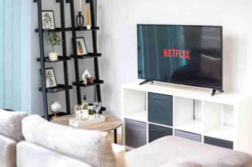 Sheffield City Centre Apartment | Modern City Centre Apartment 2 x Double En-Suite