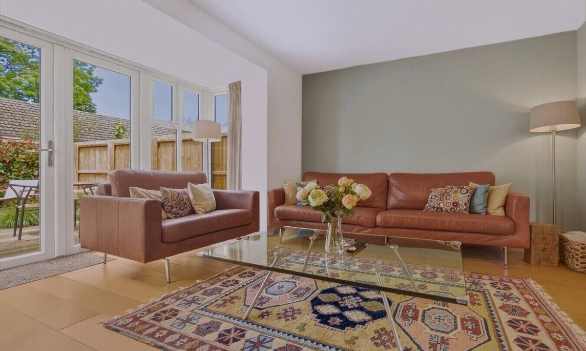 Cambridge House | Modern & Stylish 2 bed home close to Cambridge