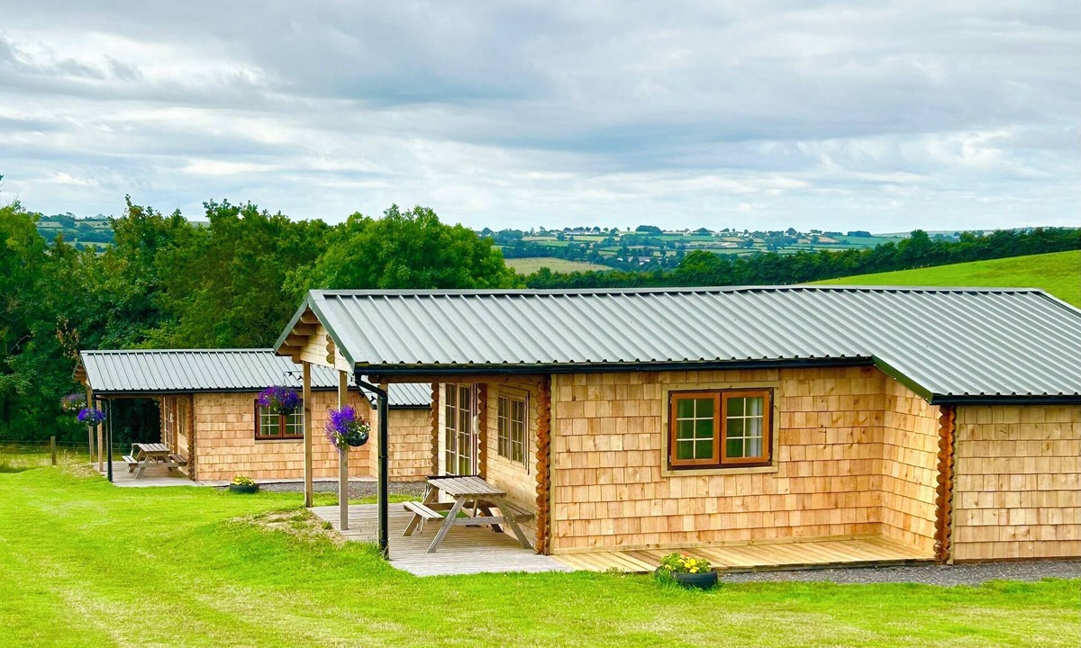 Okehampton Cabin | Moor View (Oak Tree Lane) Gorgeous rustic charm