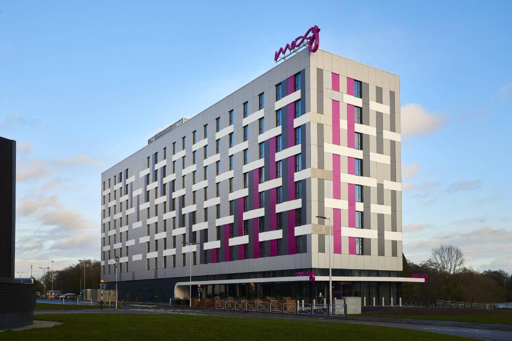 Little Hay Hotel | Moxy Birmingham NEC and Airport