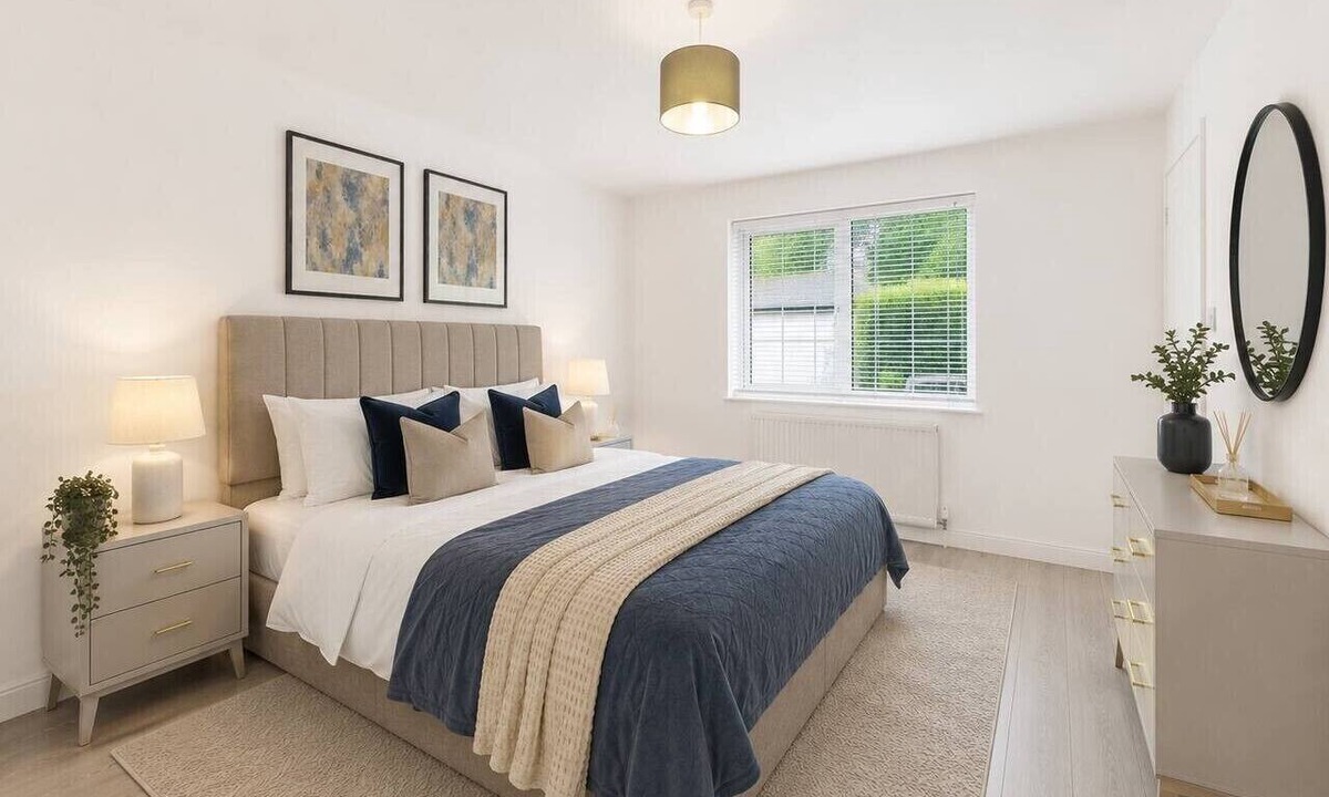 Welford House | NEW! Oadby | 3-Bed Family Home with Parking