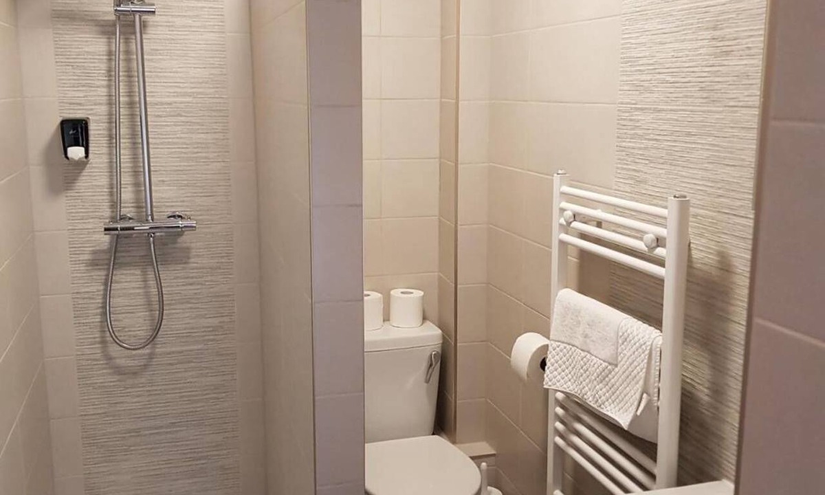 Peterborough Hotel | Newark Hotel
