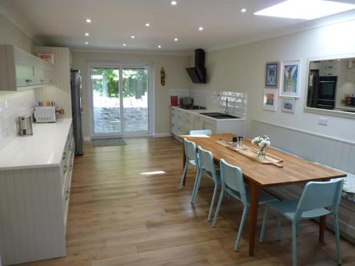 Glastonbury House | No 51