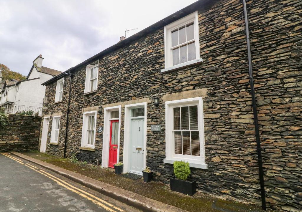 Bowness-on-Windermere House | Nutkin Cottage