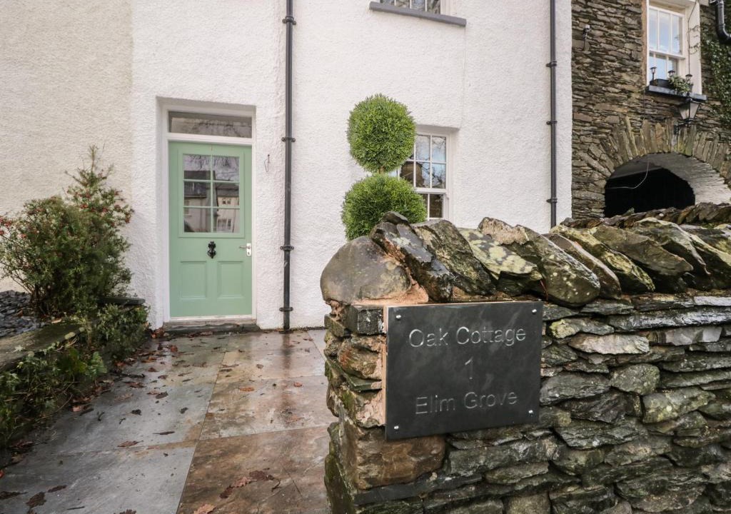 Bowness-on-Windermere House | Oak Cottage