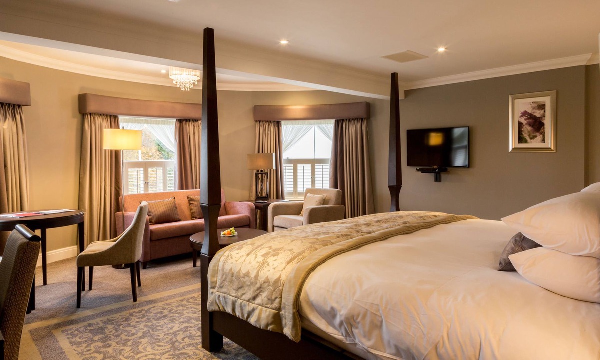Oakley Hotel | Oakley Hall Hotel