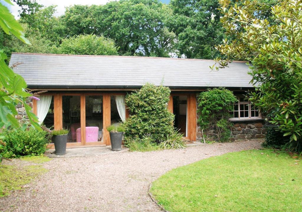 Yelland House | Oaktree Cottage