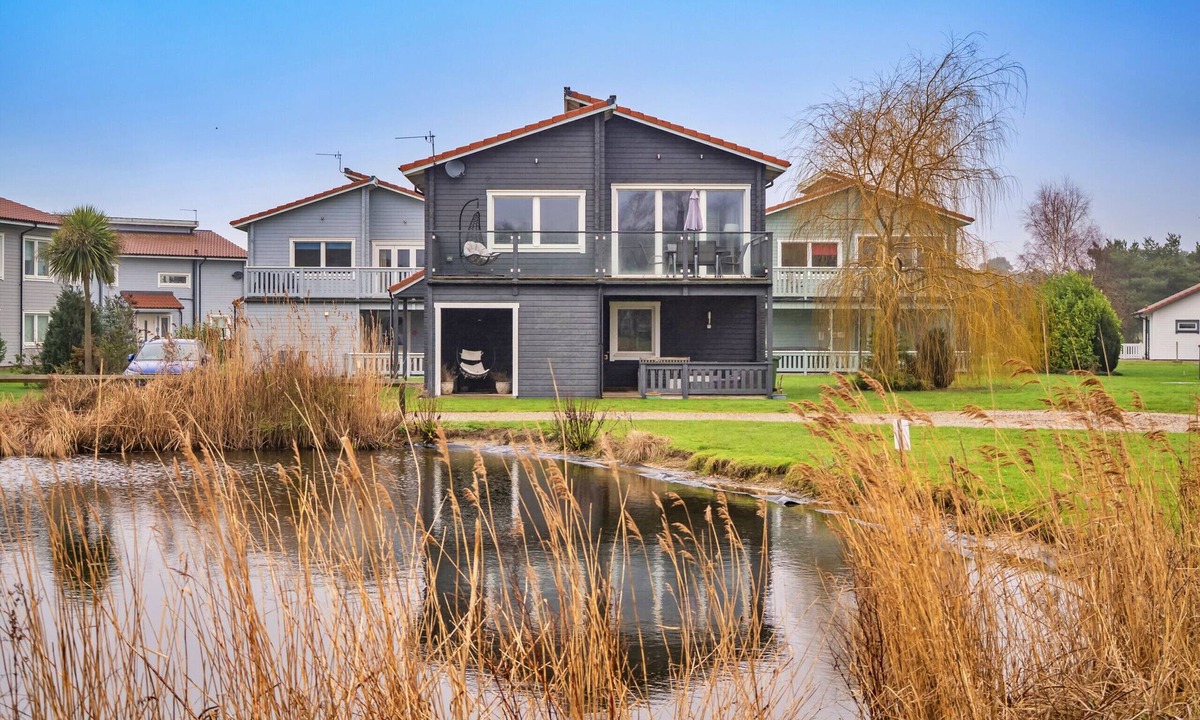 Hopton House | Oasis 41