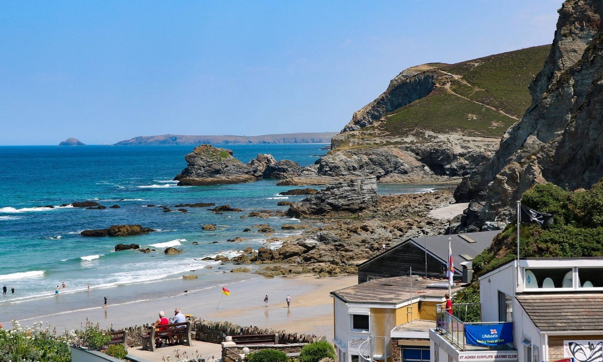 Porthtowan Cottage | Ocean Blue