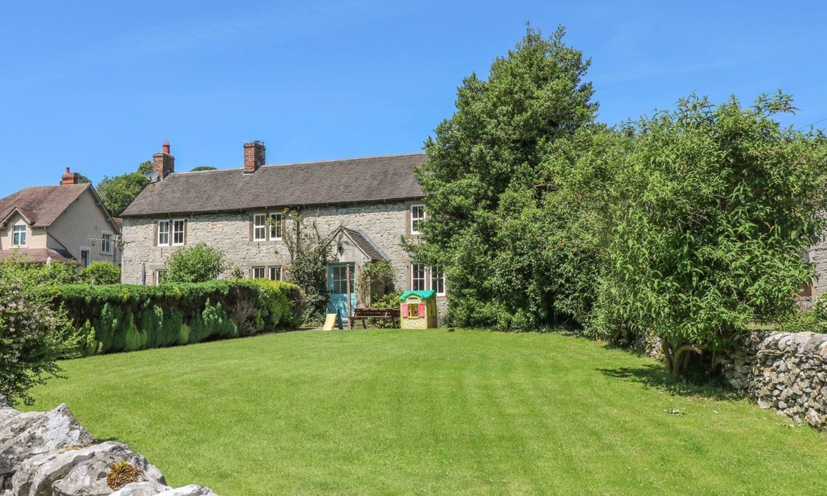 Parwich Cottage | Orchard View