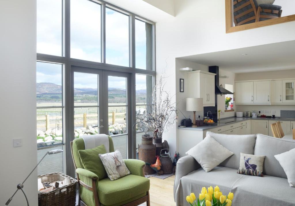 Kingussie House | Osprey Lodge