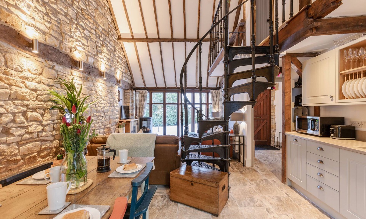 Blockley Cottage | Otters Abode - a cotswold cottage that sleeps 4 guests in 2 bedrooms