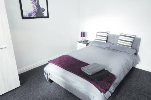 Hull Apartment | Outstanding and Spacious modern 4 bedroom house
