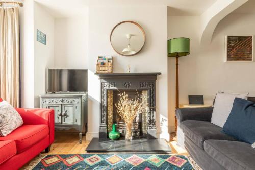 Whitstable House | Painter Cottage