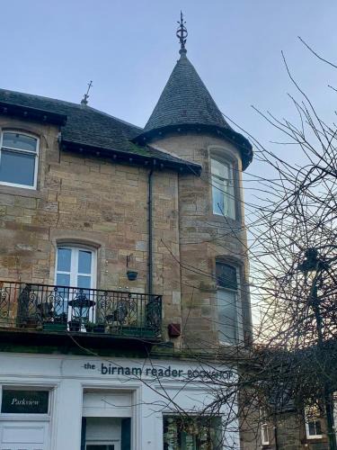 Birnam Apartment | Parkview